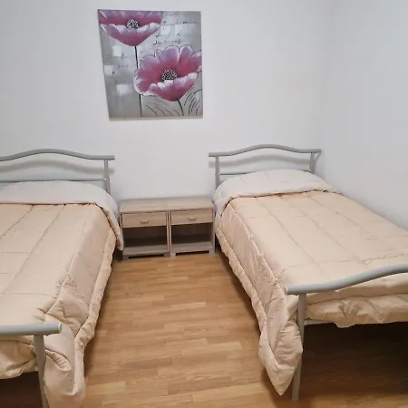 公寓 Center2 Bedrooms Garden And View 姆西达