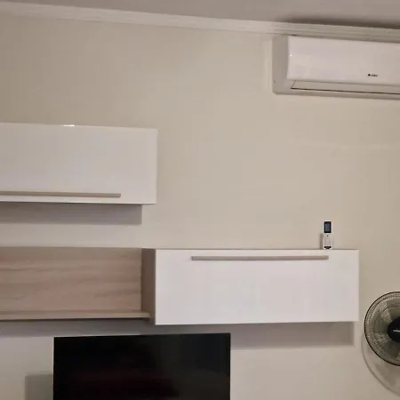 公寓 Center2 Bedrooms Garden And View 姆西达