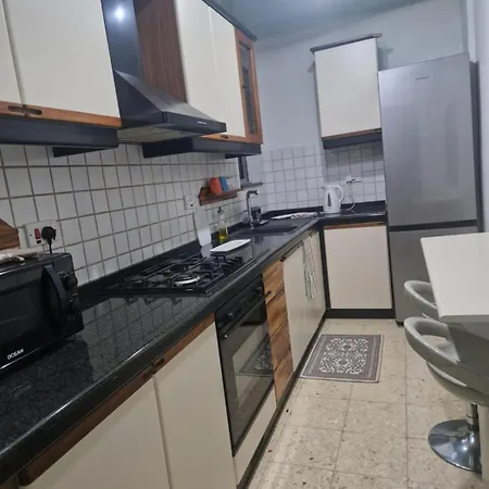 Center2 Bedrooms Garden And View Apartament *